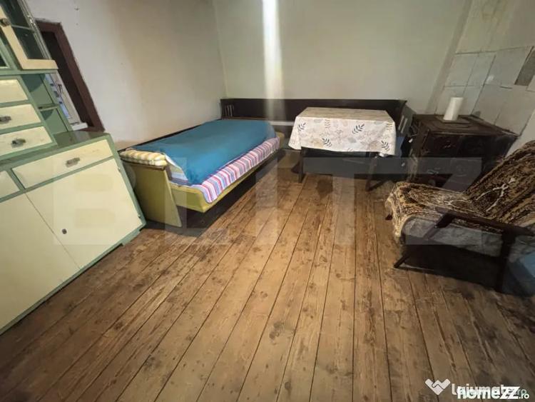 Casă cu 2 camere cu Teren 1400 Mp în Gâlgău