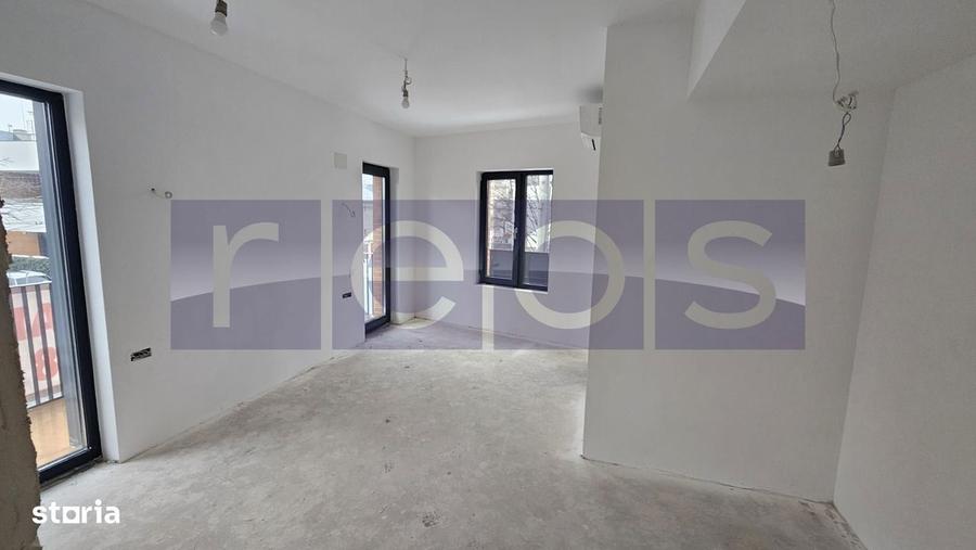 Vila D+2+M | 4 parcari private | 3 apartamente cu intrari separate - 8