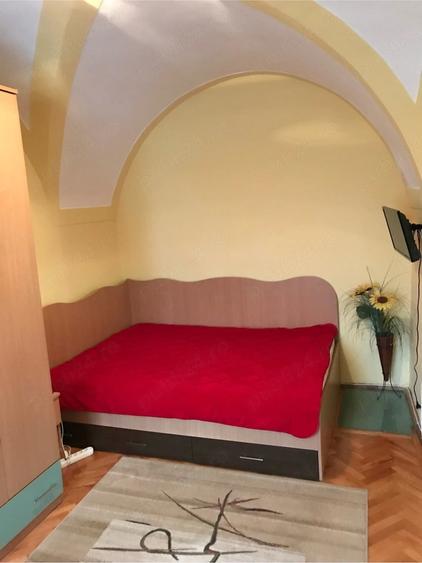 Apartament cu 2 camere nedecomandat în Central