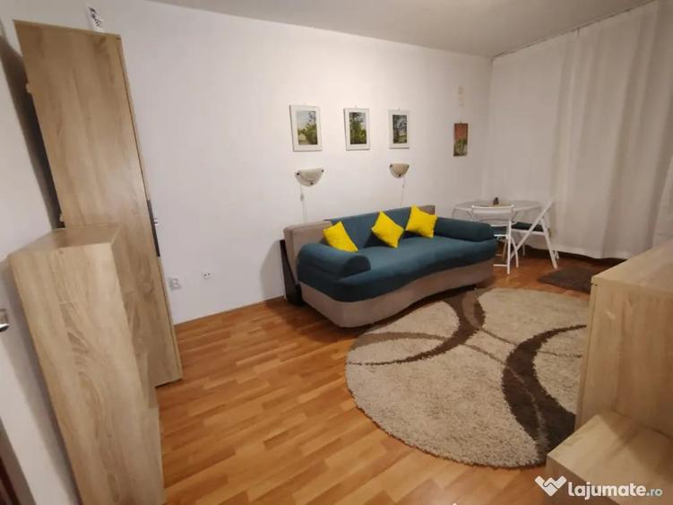 Garsonieră în Central