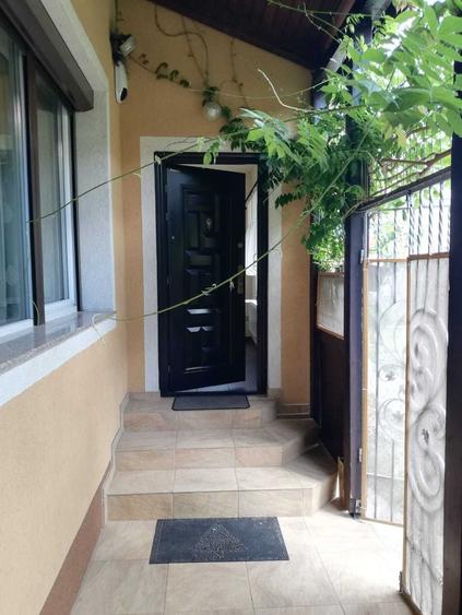 Apartament cu 2 camere decomandat în Decebal