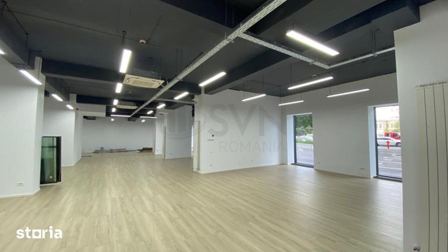 Spațiu comercial, de 273.3 mp, în Militari