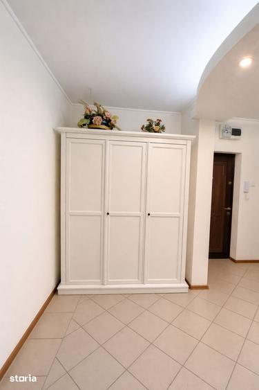 Apartament cu 3 camere decomandat în Ultracentral