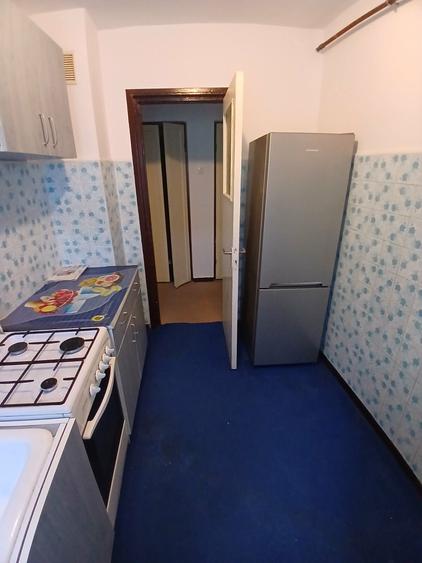 Apartament cu 2 camere decomandat în Casa de Cultură