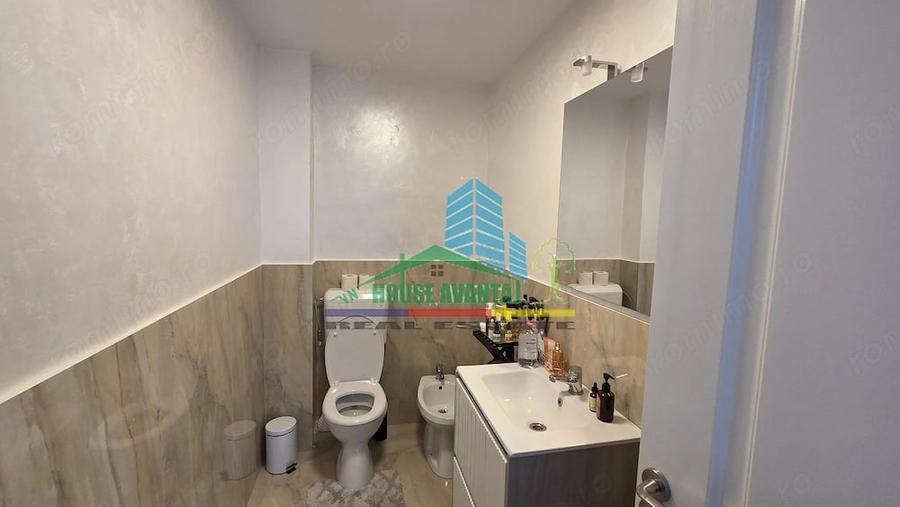 Apartament cu 4 camere decomandat în Vânători
