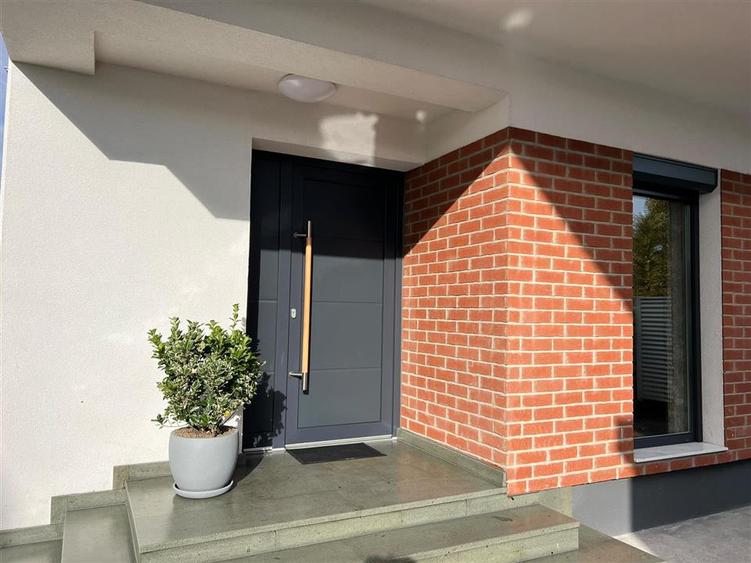 Duplex cu 4 camere cu Teren 171 Mp în Exterior Vest