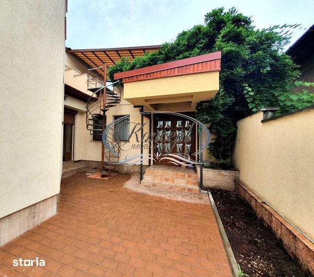 Casă cu 5 camere cu Teren 350 Mp în Gheorgheni