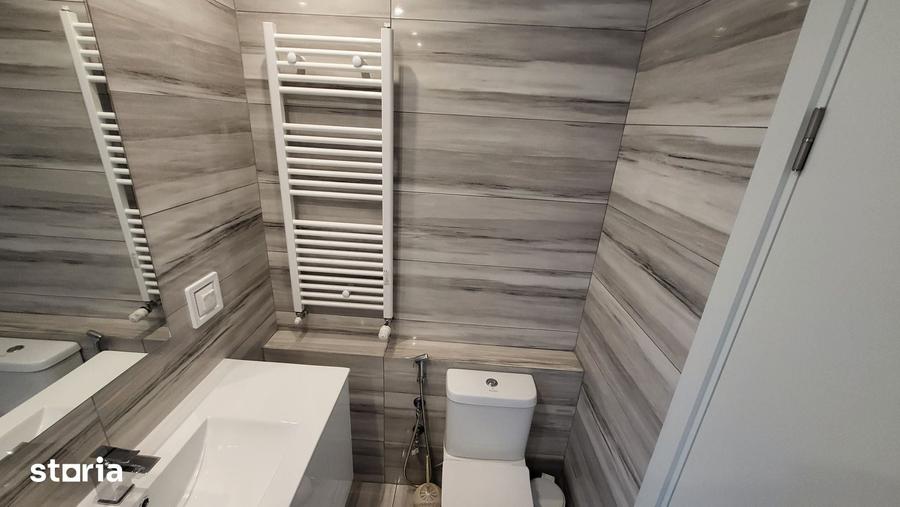 Casă cu 5 camere cu Teren 610 Mp în Corbeanca