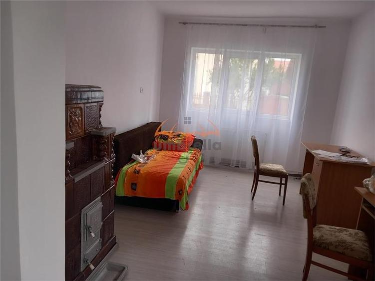 Casă individuală cu 4 camere cu Teren 600 Mp în Titulescu