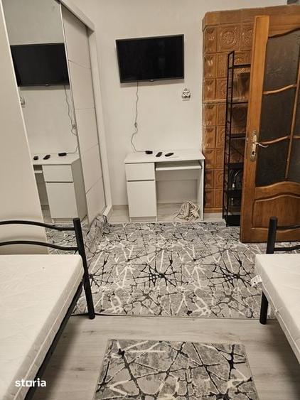 Casă cu 3 camere cu Teren 120 Mp în Sărărie