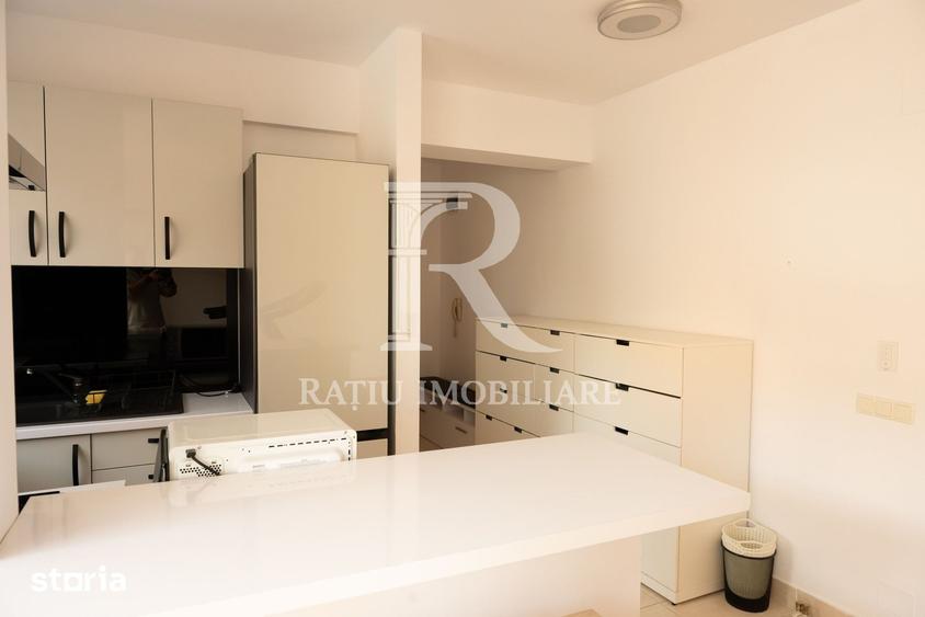Apartament cu 3 camere decomandat în Iosia