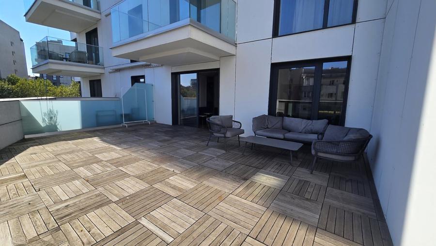 Apartament cu 2 camere semidecomandat, mobilat în Aviației