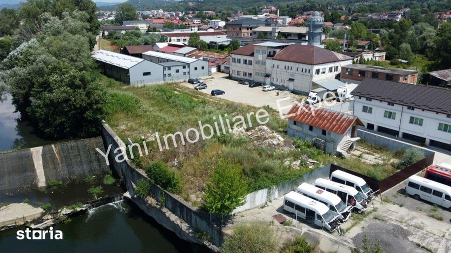 Teren de 3390 mp, în Curtea de Argeș