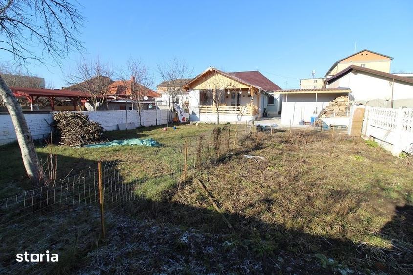 Casă cu 4 camere cu Teren 575 Mp în Hunedoara