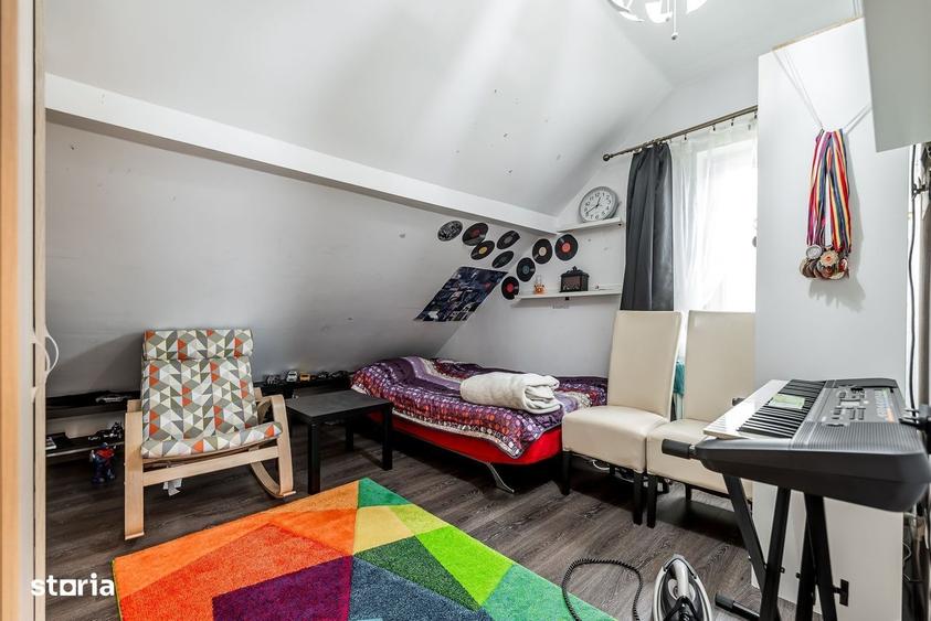 Casă cu 4 camere decomandat în Sânpaul