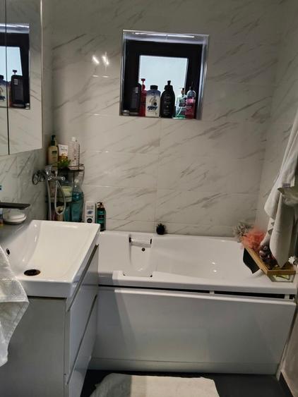 Apartament cu 3 camere decomandat, mobilat în Inel II