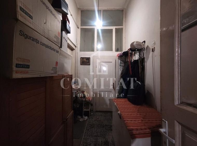 Apartament cu 2 camere semidecomandat, mobilat în Central — fotografia 3