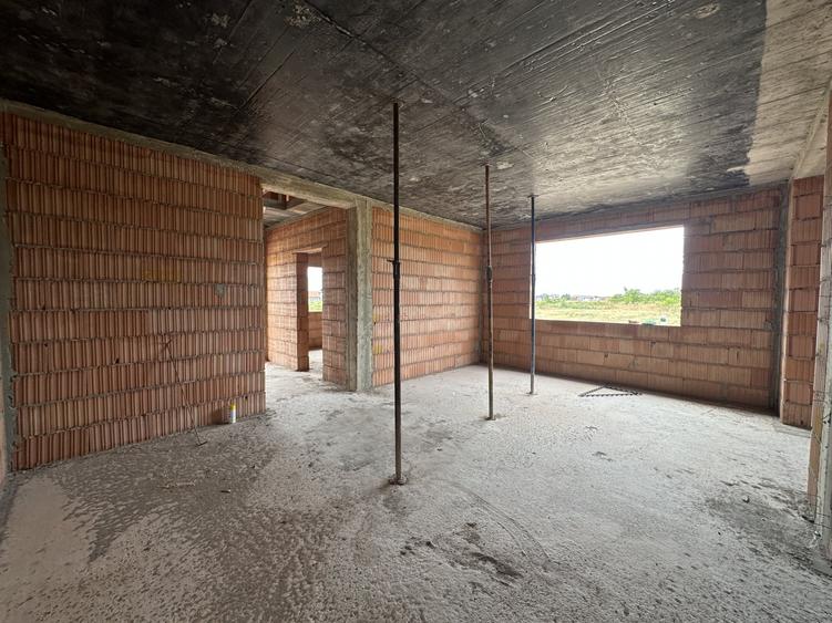 Duplex pe parter | 3 camere | 2 bai | Pod mansardabil | Mosnita Noua - 4
