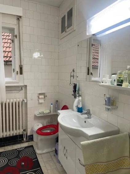 Casă cu Teren 91 Mp în Central
