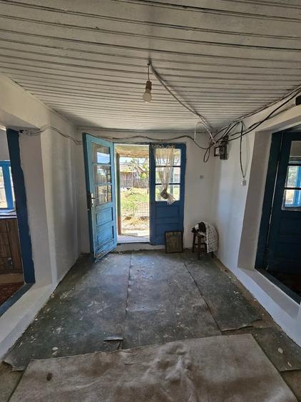 Casă cu 4 camere cu Teren 1300 Mp în Gurbănești