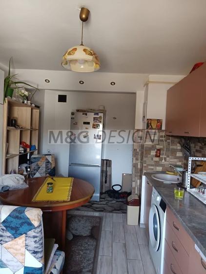 Apartament cu 2 camere decomandat în Lipovei
