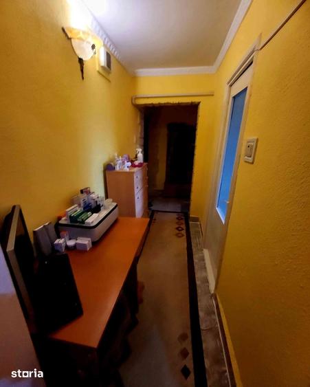 Apartament cu 3 camere decomandat în Mioriței