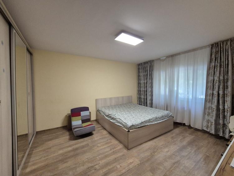 Apartament cu 2 camere decomandat în Ștefan cel Mare