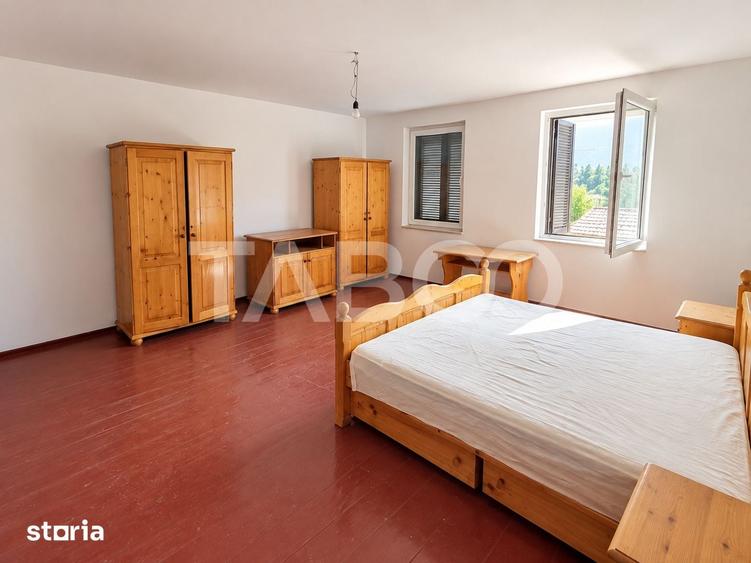 Casă cu 3 camere cu Teren 1175 Mp în Central