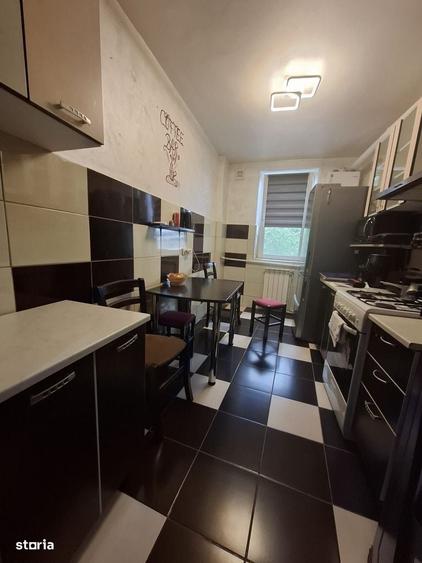 Apartament cu 3 camere decomandat în Ultracentral