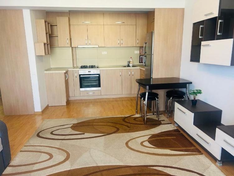 Apartament cu 2 camere, mobilat în Europa