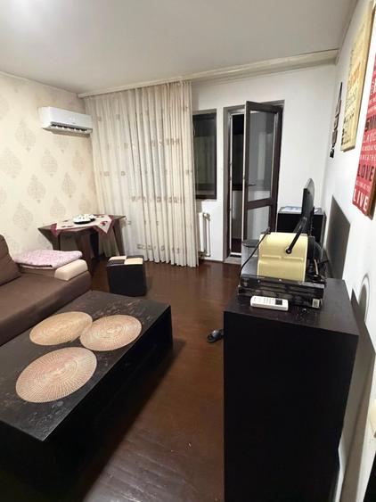 Apartament cu 3 camere decomandat în Tomis Nord