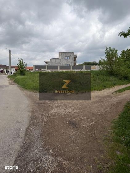 Teren de 708 mp, în Oncea