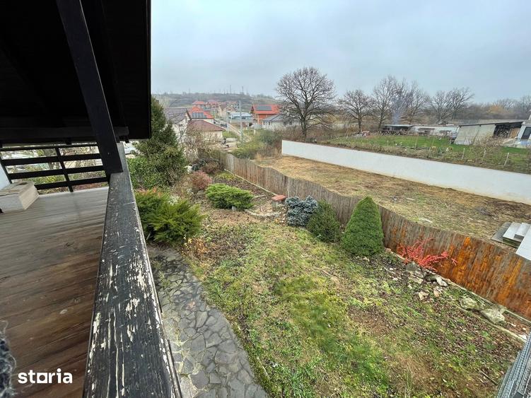 Casă cu 4 camere cu Teren 427 Mp în Central