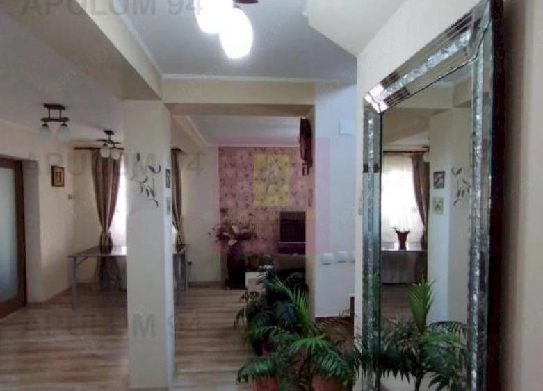 Casă cu 5 camere cu Teren 229 Mp în Mușcel