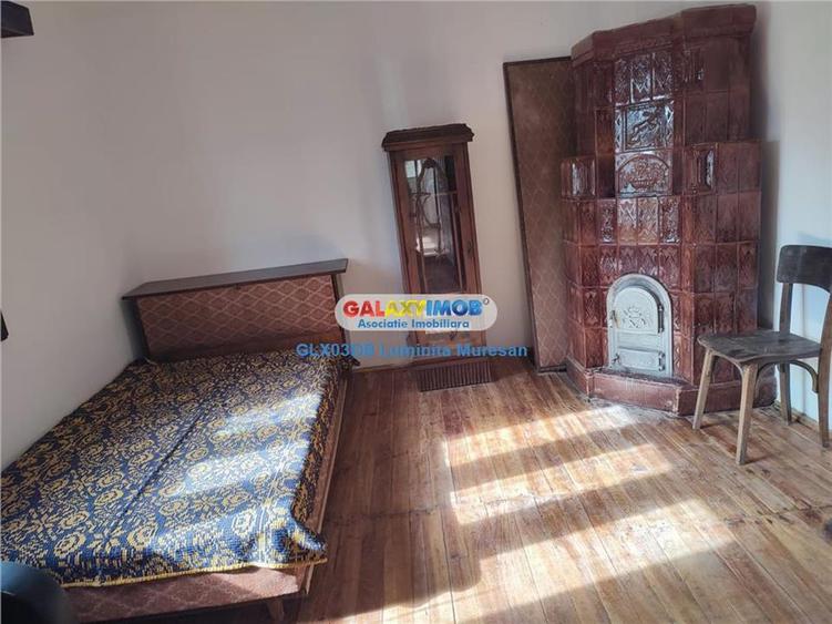 Casă cu 2 camere cu Teren 1208 Mp în Tătărani