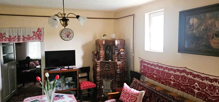 Casă cu 2 camere în Gălățeni