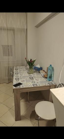 Garsonieră decomandată în Cetățuia