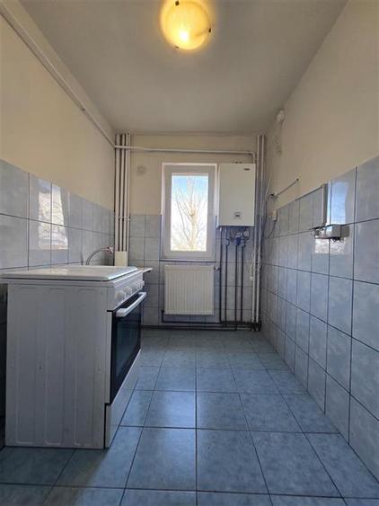 Apartament cu 2 camere semidecomandat în Mircea cel Bătrân