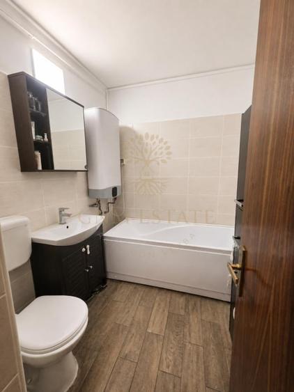 Apartament cu 3 camere decomandat, mobilat în Unirii