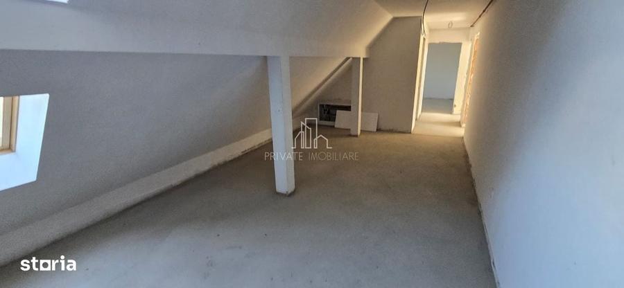 Apartament cu 4 camere în Lefaia