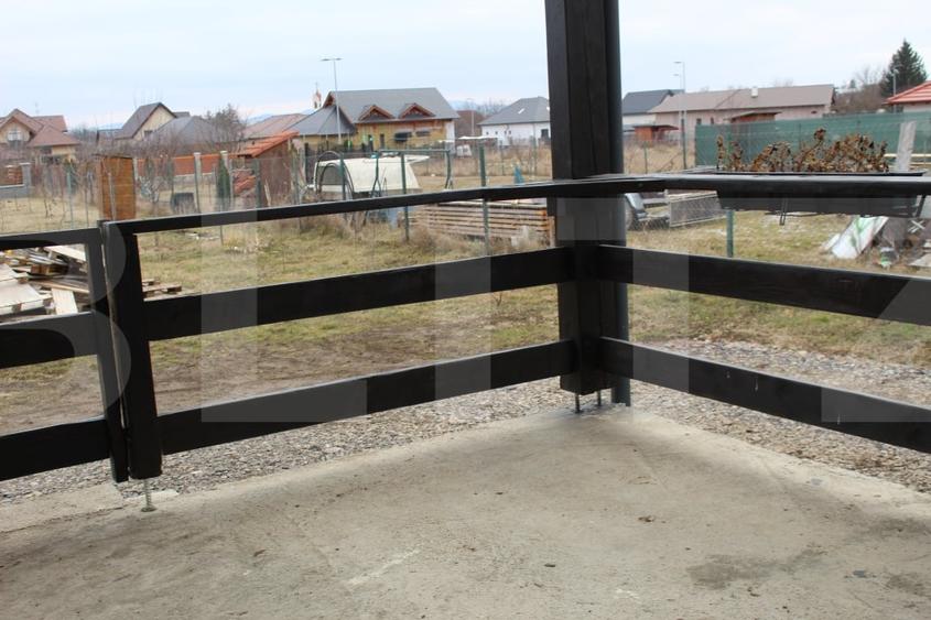 Casă individuală cu 4 camere cu Canalizare în Ciucului