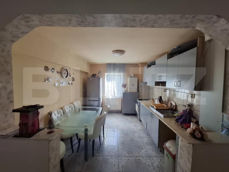 Apartament de vanzare ,2 camere,59.85mp,zona micro 16. - 2