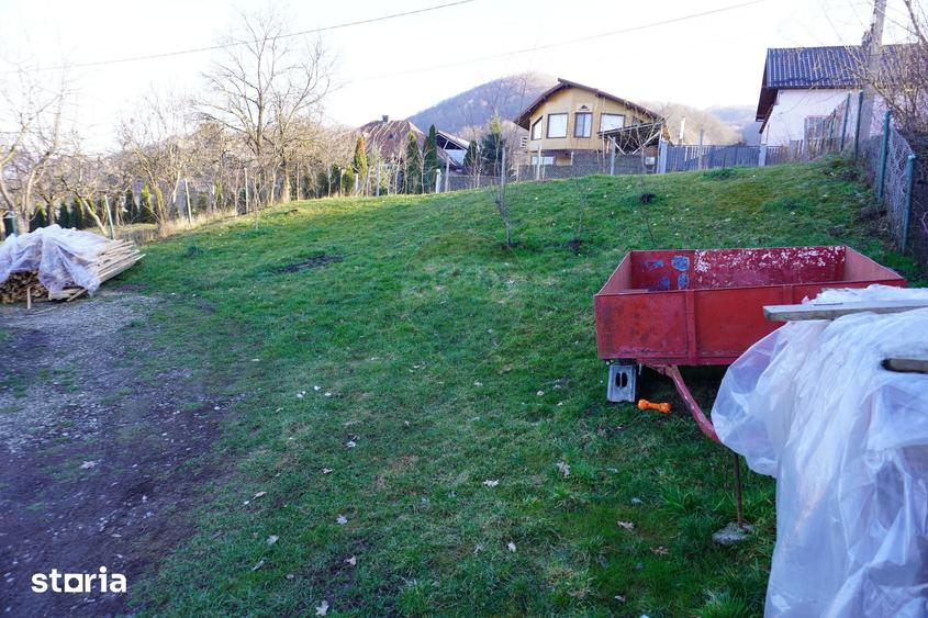 Casă cu 5 camere cu Teren 752 Mp în Central