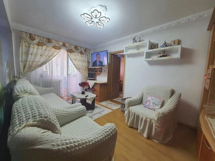 Apartament cu 2 camere semidecomandat în Central