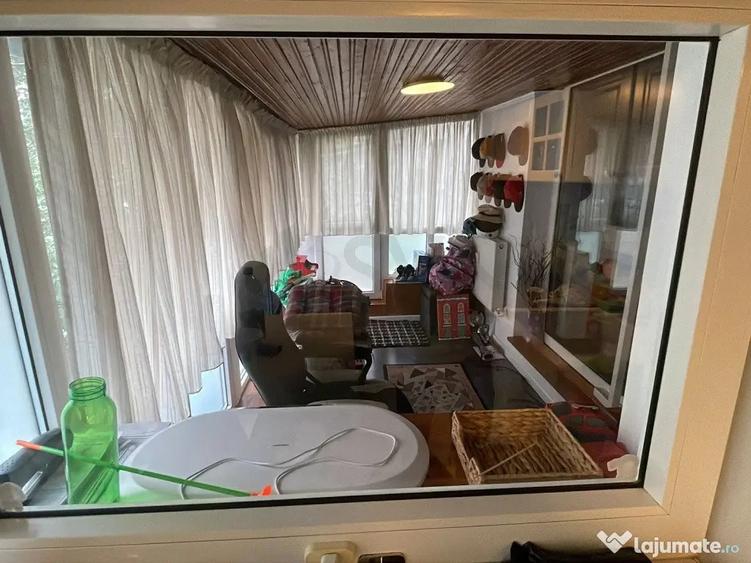 Apartament cu 3 camere decomandat în Aviației