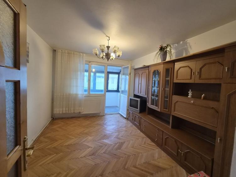 Apartament cu 2 camere decomandat în Ultracentral