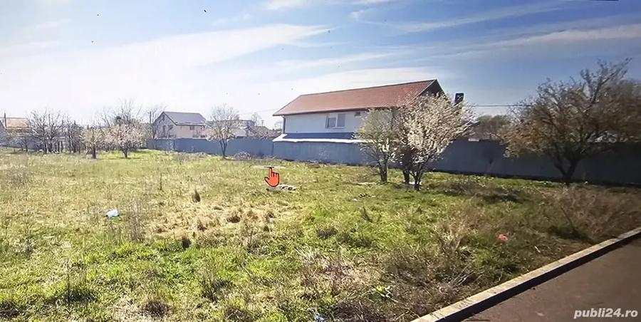 Teren de 1000 mp, în Central