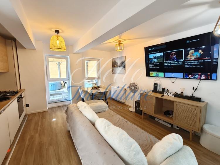 Apartament cu 2 camere semidecomandat, mobilat în Florești