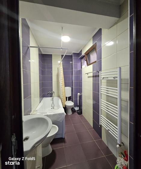 Apartament cu 3 camere în Rogerius