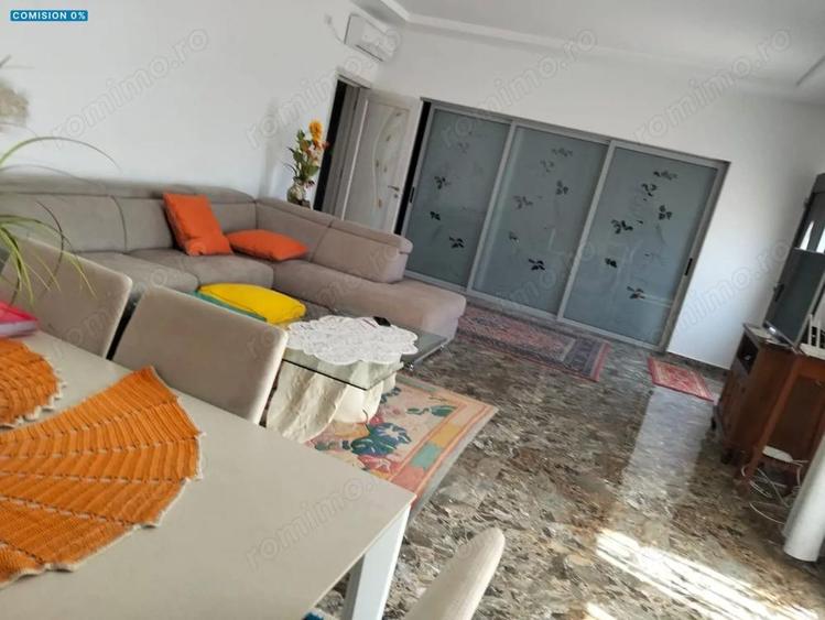Casă cu Teren 2000 Mp în Vădeni